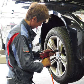 愛知県安城市 山本自動車整備工場 オートハーバー AUTO HARBORによる欧州車の車検、旧車の車検